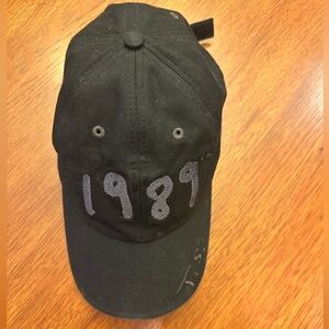 Taylor Swift TS 1989 Concert Tour Official Merch Black Unisex Cotton Cap Hat